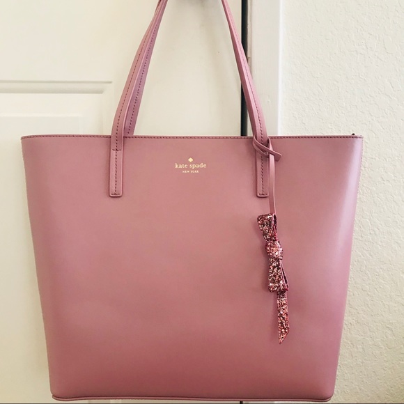 kate spade Handbags - Kate spade Karla Seton Drive Peony dusty tote